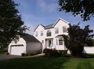 26 Jared Blvd, Kendall Park, NJ