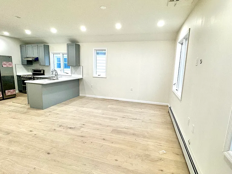 2351 E 23rd St #2 — Photo 2
