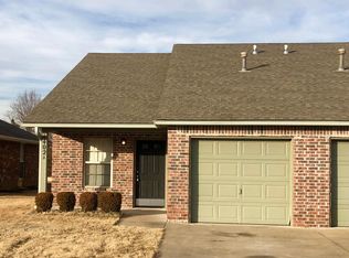 1402 W 17th St, Claremore, OK 74017