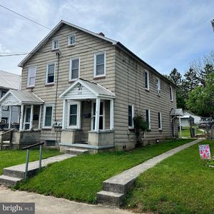 333 & 335 Hood St, Chambersburg, PA, 17201