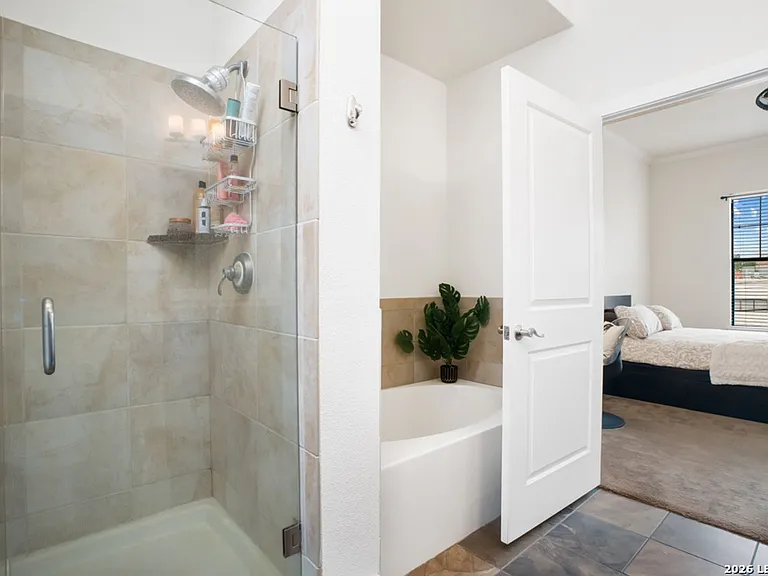 7342 Oak Manor Dr #1302 — Photo 17