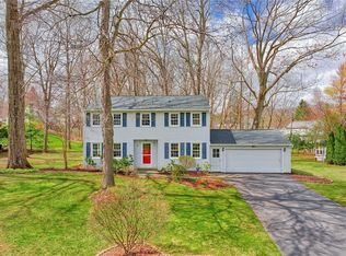 9 Burncoat Way, Pittsford, NY