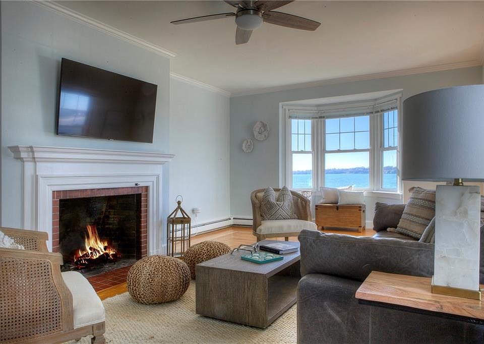 112 Esplanade, Middletown, RI 02842 Zillow