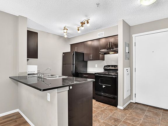 4th image of 5816 Mullen Pl NW #219