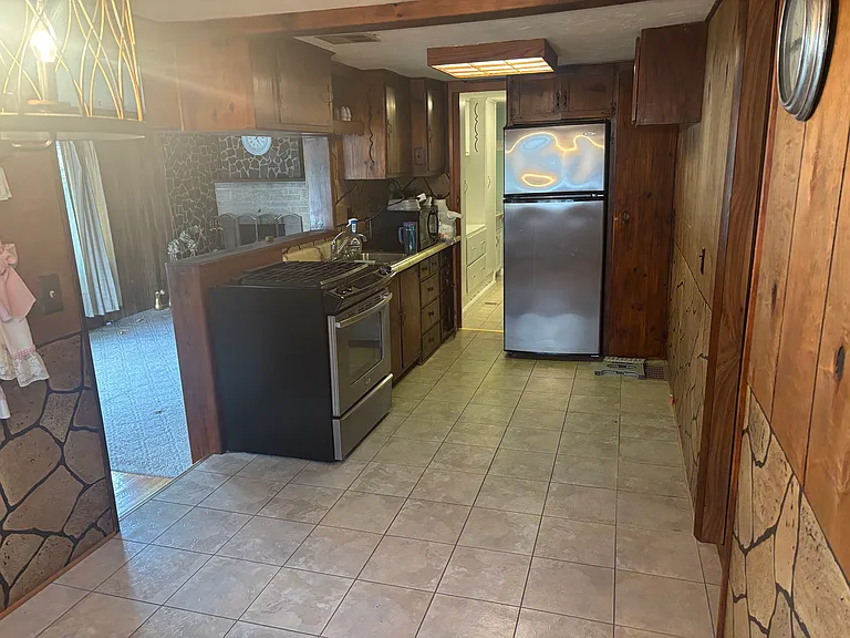 1620 Virginia Ave — Photo 2