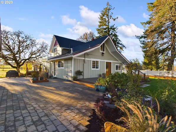 10501 NW Moores Valley Rd, Yamhill, OR 97148