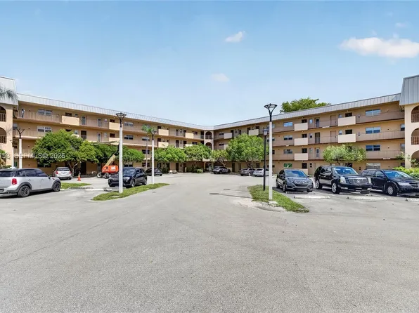 6201 N Falls Circle Dr APT 207, Lauderhill, FL 33319