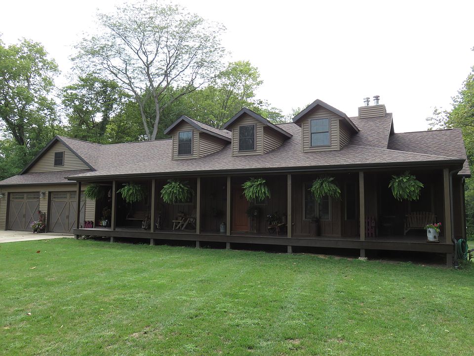 1st image of 743 Deerwood Trl