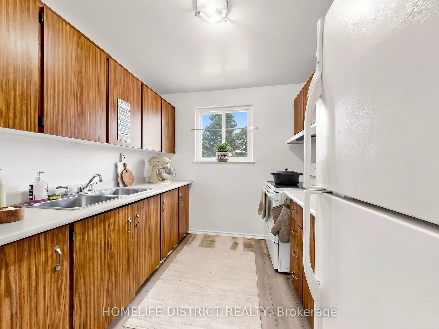 4 bed, $2,800 — Photo 4
