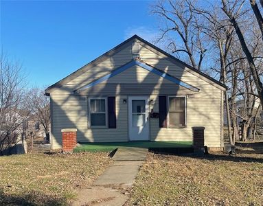 428 S 6th St, Atchison, KS, 66002