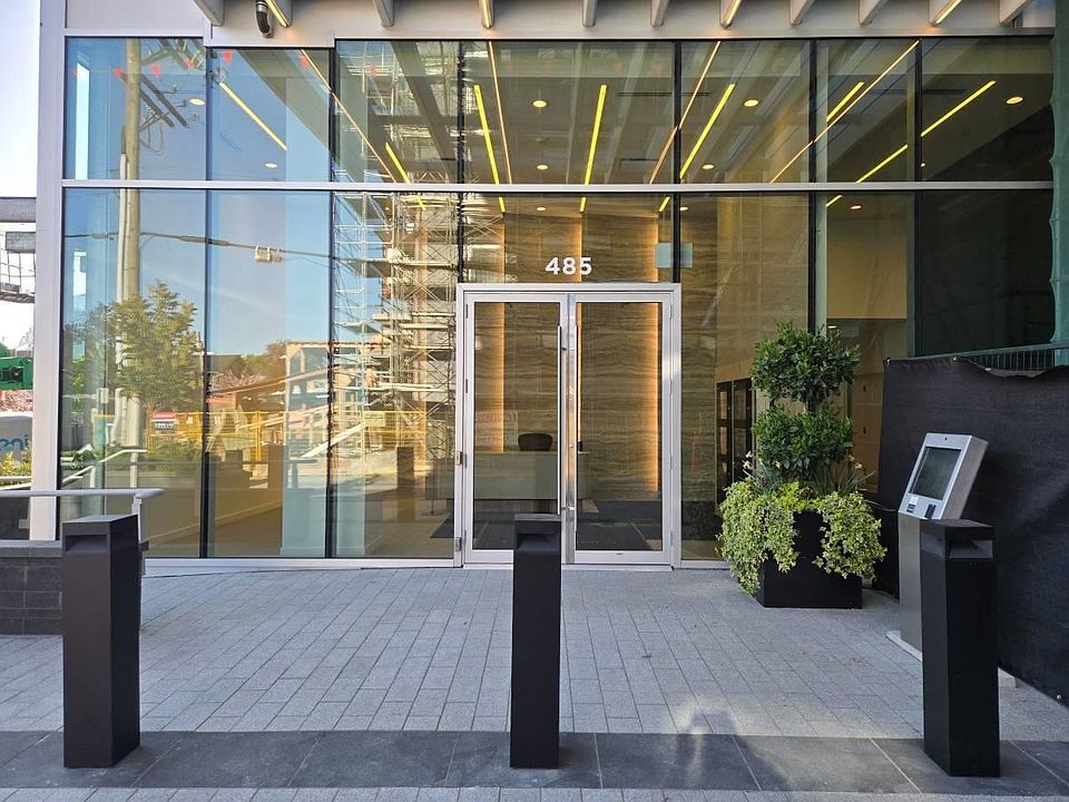 1st image of 485 W 42nd Ave #2102