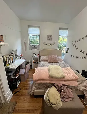 Rented by Delmark Realty LLC | media 17