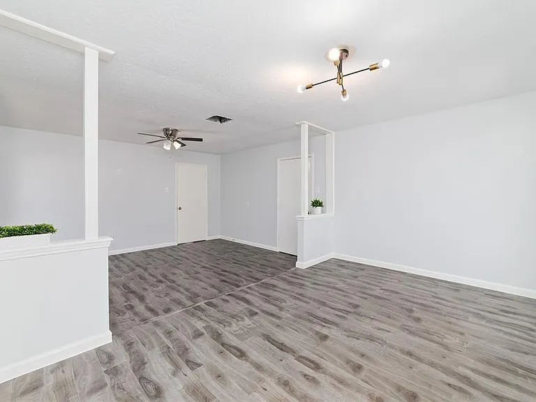 22122 Woodrose Dr — Photo 26