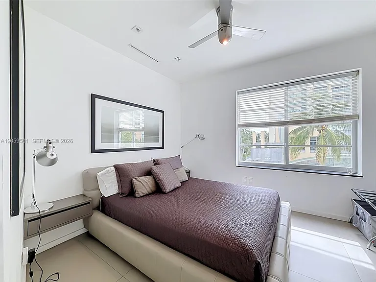 1460 Ocean Dr #404 — Photo 17