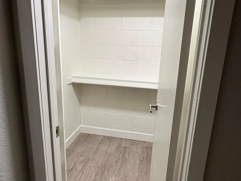 311 W Blackhawk Dr #6 — Photo 12