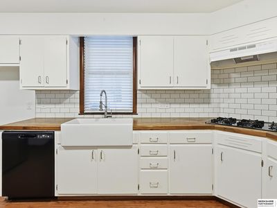 2205 F St, Omaha, NE, 68107