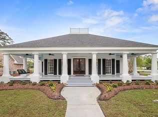 831 Tete Lours Dr, Mandeville, LA 70471