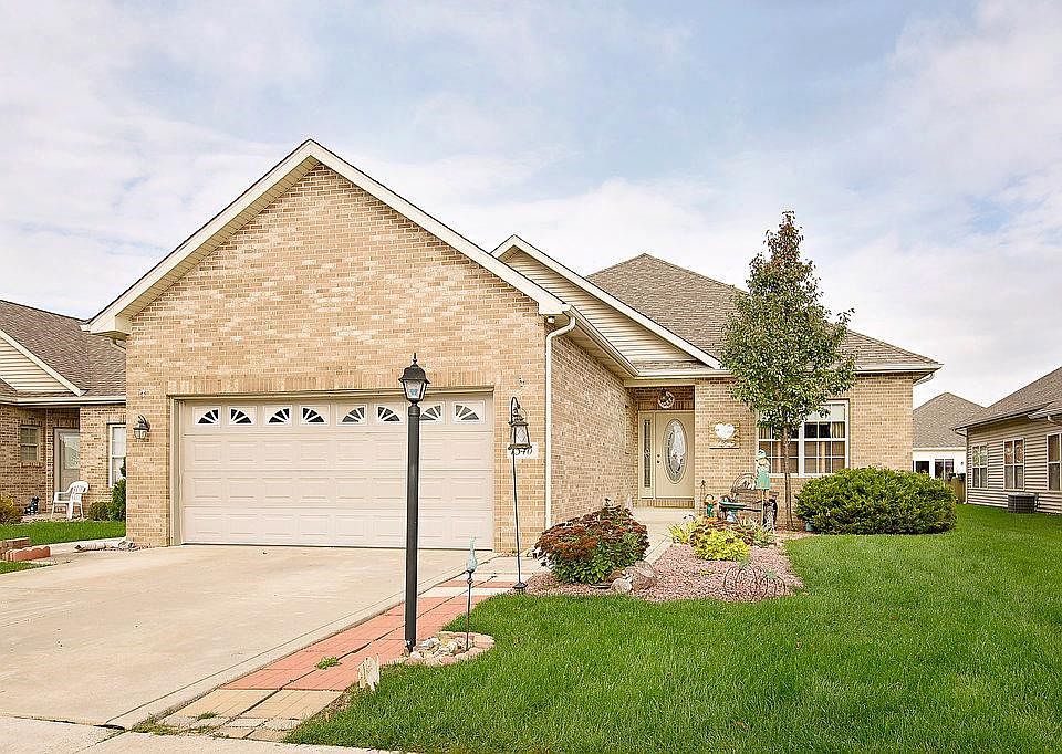 1st image of 7546 E 103rd Dr