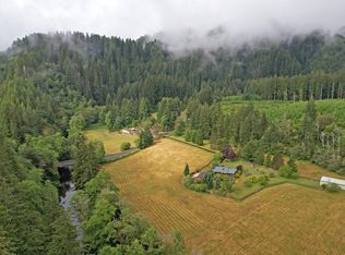 89801 Upper North Fork Rd, Florence, OR 97439