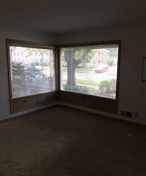 950 Glenview Ave #2 — Photo 3