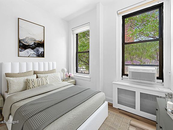 2nd image of 129 West 89th Street #21