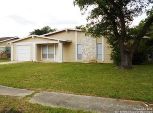 706 Grassfield Dr, San Antonio, TX 78227