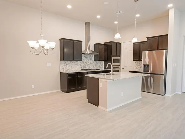 5413 E Village Ave NE, Rio Rancho, NM 87144