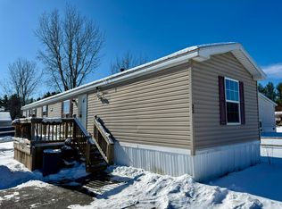 22 Peryea Dr, Plattsburgh, NY 12901