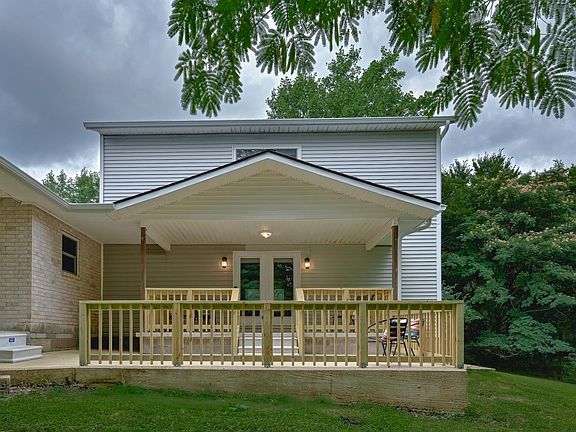 3rd image of 301 Bixler Ave