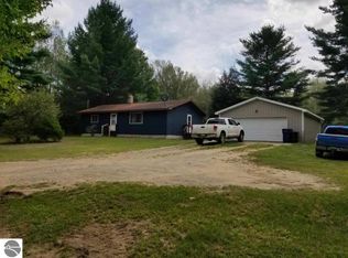 6280 E Falmouth Rd, Falmouth, MI 49632