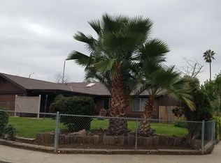 1051 E Cleveland Ave, Porterville, CA 93257