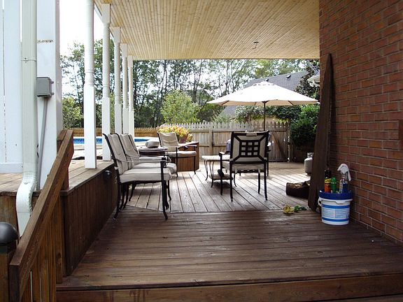 new ceiling on covered deck level