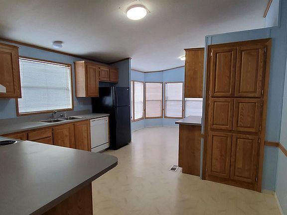 5th image of 2702 Gold Harbor Dr