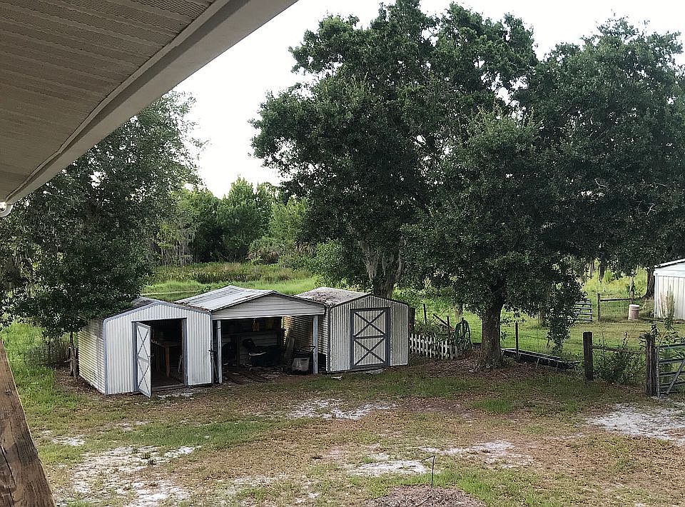 2nd image of 7405 Powers Rd