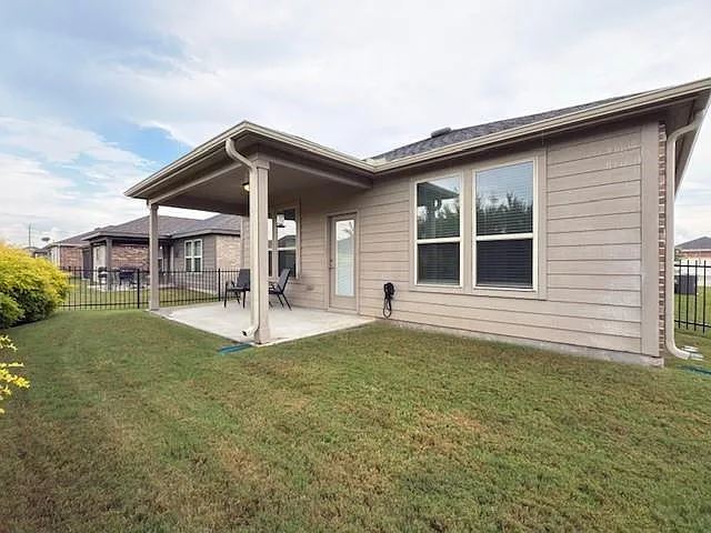 3218 Chimney Swift Ln — Photo 19