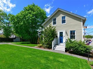 17 Bridge St, East Greenwich, RI 02818