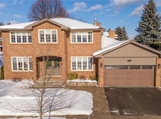 565 Harmony Ave, Burlington, ON L7N 3S7