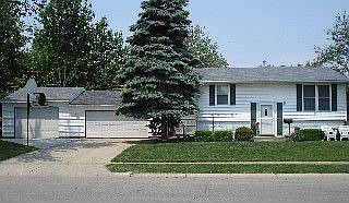 1st image of 800 Narcissus Dr