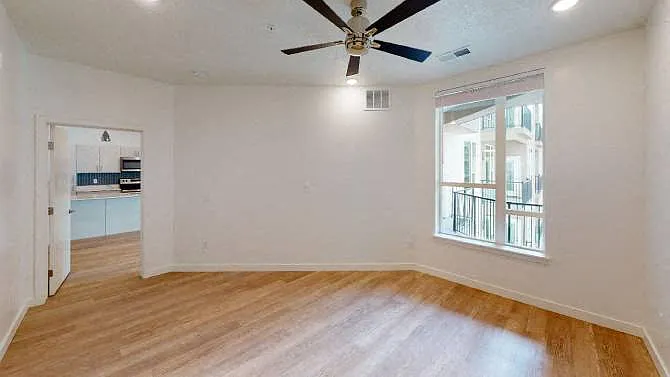 SevenO2 Main Apartments — Photo 152