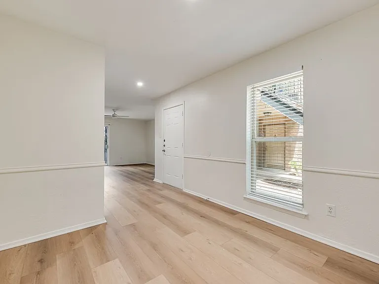 3824 Cibolo Dr #112 — Photo 12