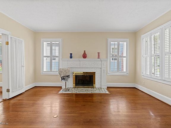 5th image of 3658 Boone Park Ave