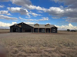4 Lindsey Ln, Edgewood, NM 87015