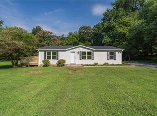 1225 Teague Rd, Winston Salem, NC 27107