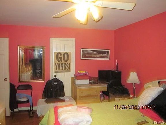 3rd image of 3833 Bailey Ave
