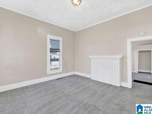 5th image of 127 Avenue Y