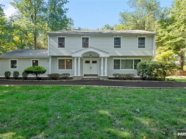 55 Glen Road, Woodcliff Lake, NJ 07677
