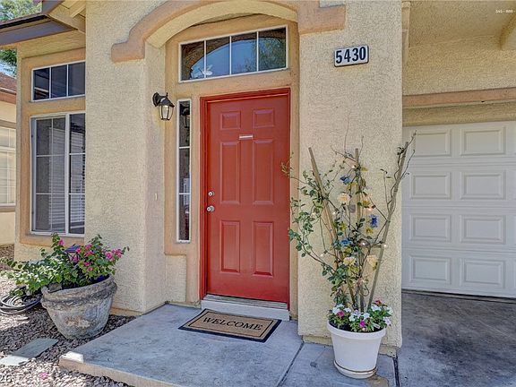 3rd image of 5430 Lavender Grove Ct