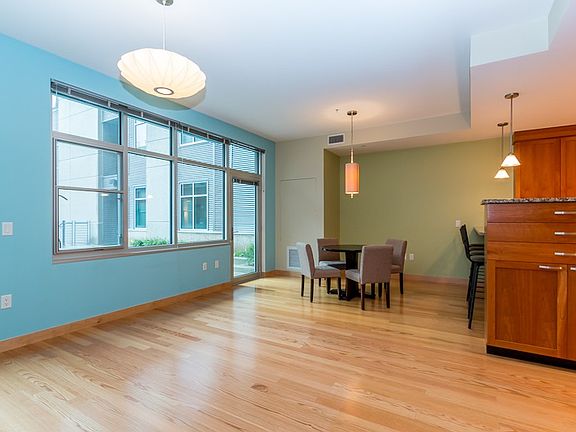 2nd image of 309 W Washington Ave Unit 214