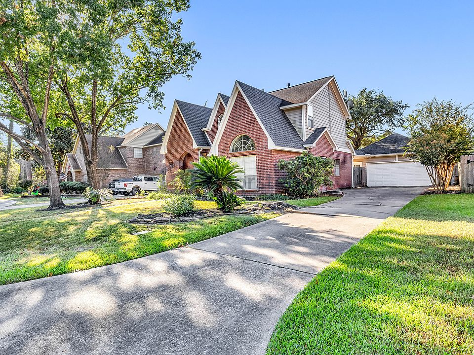 1st image of 11911 Jacaranda Pl
