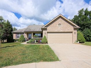 635 Valley Trails Dr, Harrison, OH 45030